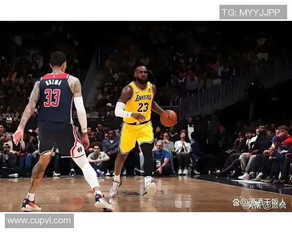 湖人主场迎战凯尔特人,詹姆斯复出迎接挑战