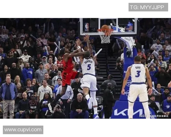 开拓者胜魔术,利拉德砍下33分,展现领袖风采