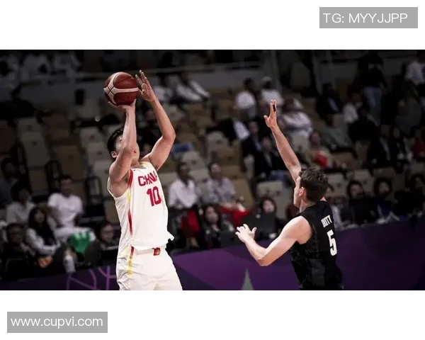 马刺队与中国男篮进行友谊赛,中国队教练:锻炼意义重于比分输赢